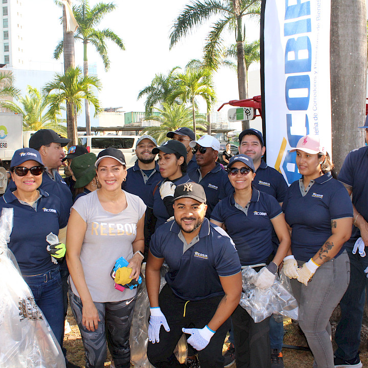 Participación en la Jornada de Limpieza de Playa - Alcaldía de Panamá 2023