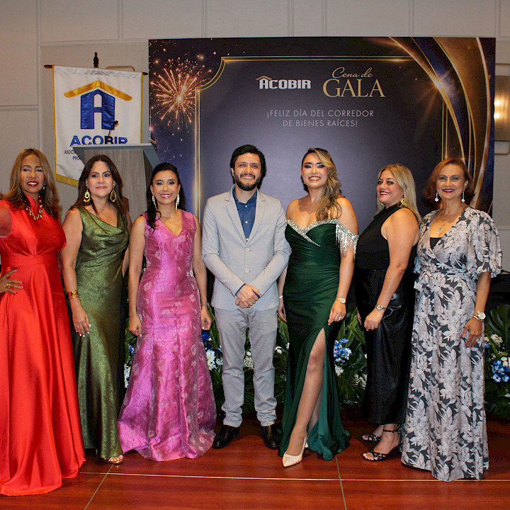ACOBIR conmemora el Día del Corredor de Bienes Raíces con una noche de solidaridad